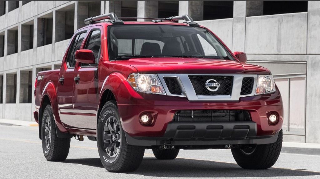 2023 Nissan Frontier Pictures