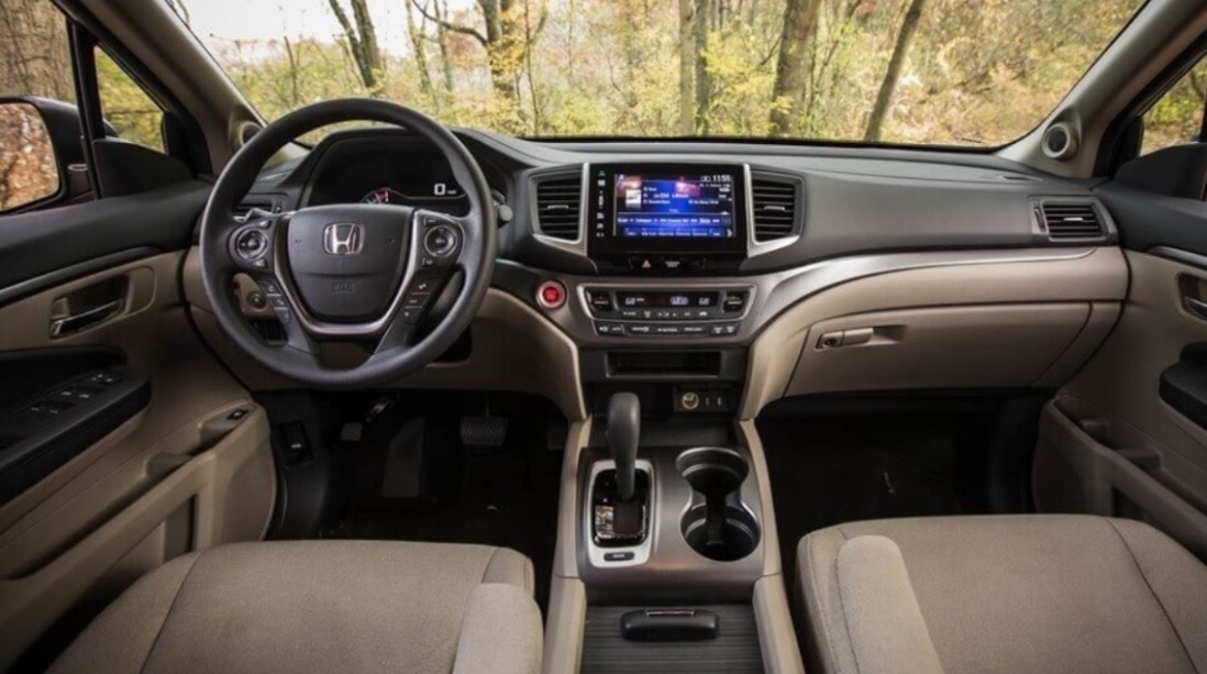 2023 Honda Pilot Hybrid Interior