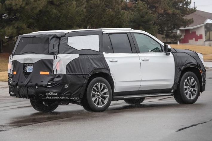 2025 Chevrolet Tahoe Facelift, Spy Shots & What We Know So Far